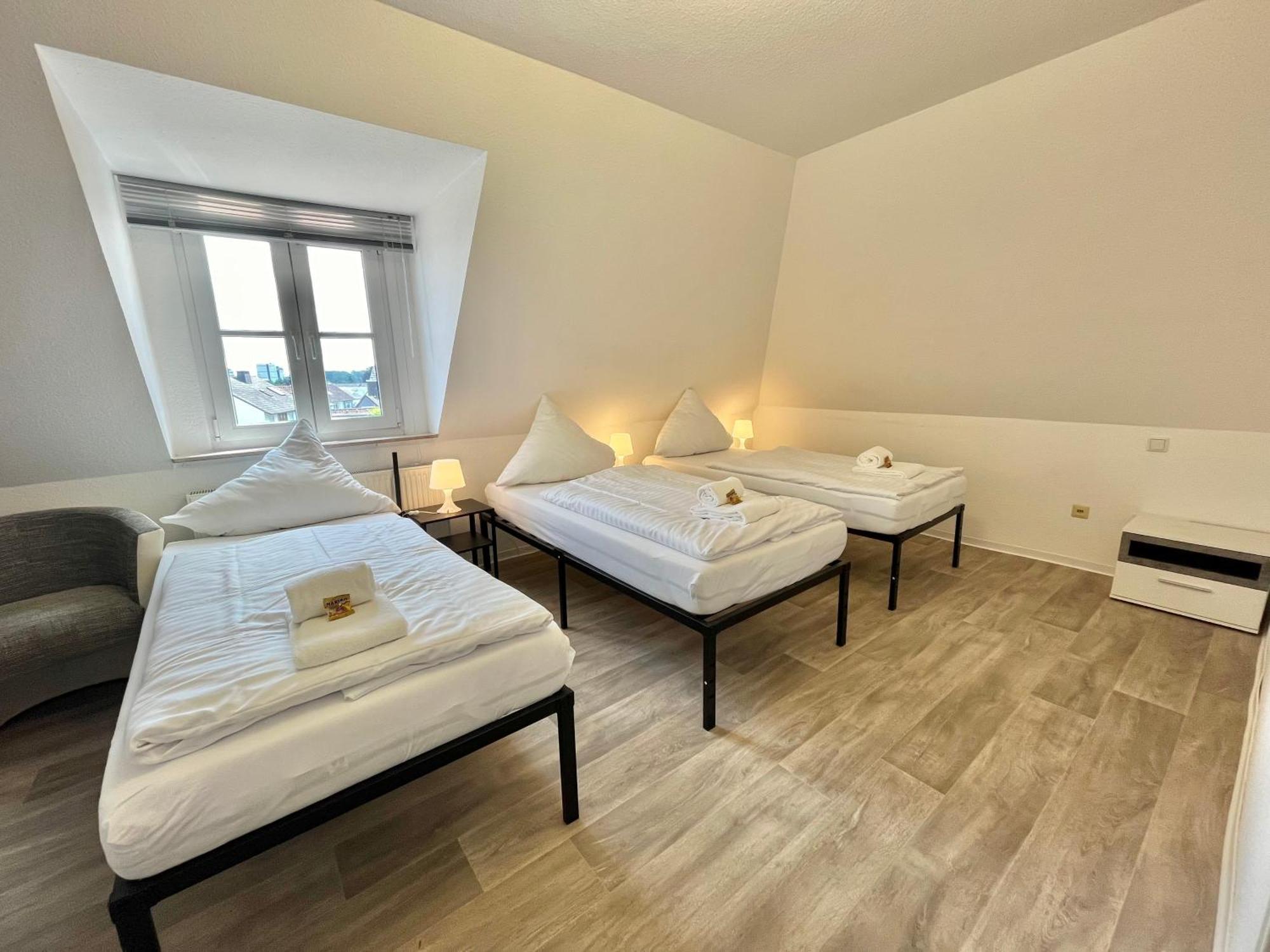 Guesthouse Bielefeld - Brake Bagian luar foto
